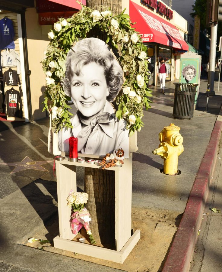 Hollywood lost both Betty White and Bob Saget at the turn of the new year. 